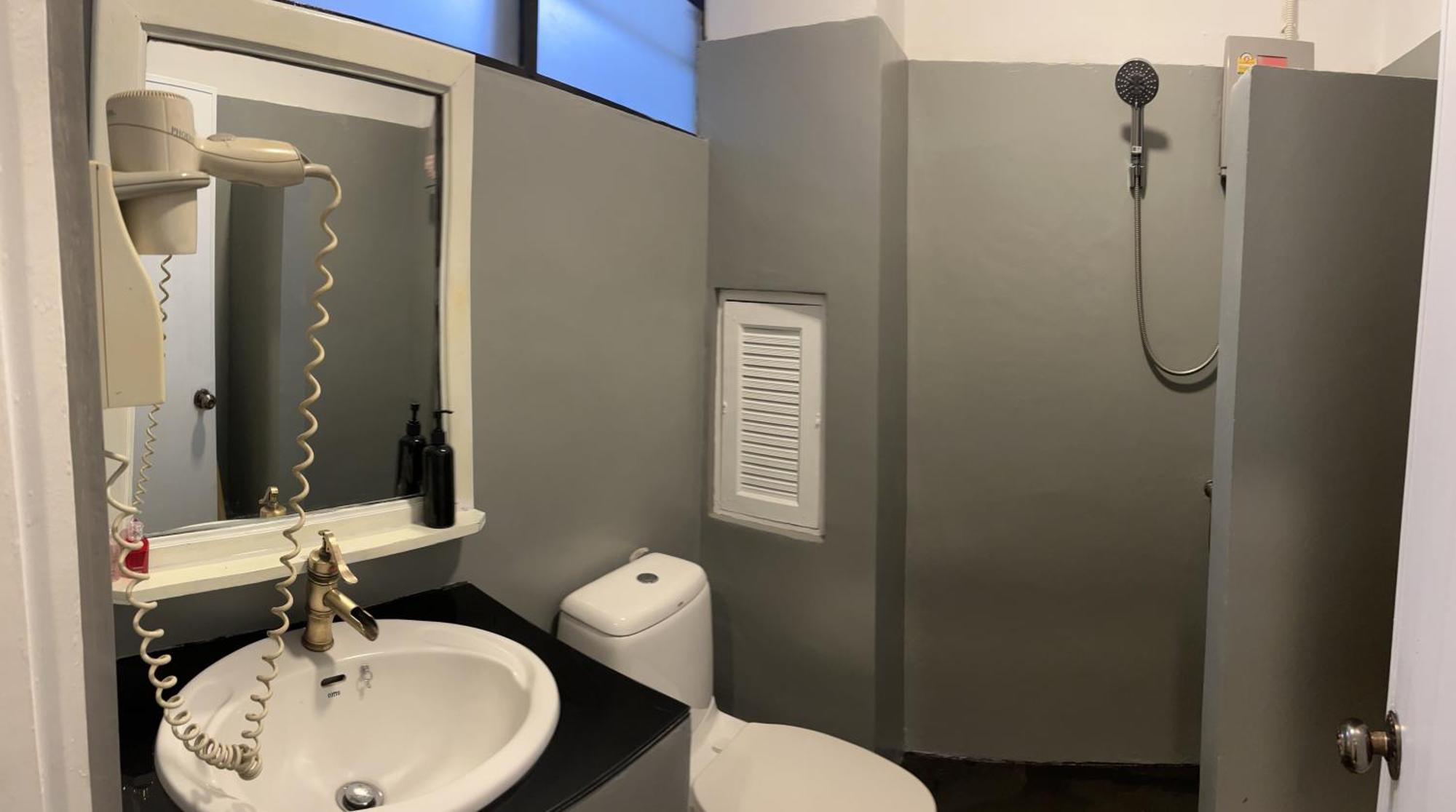Shalom Center Chaweng Samui Hotel Екстериор снимка