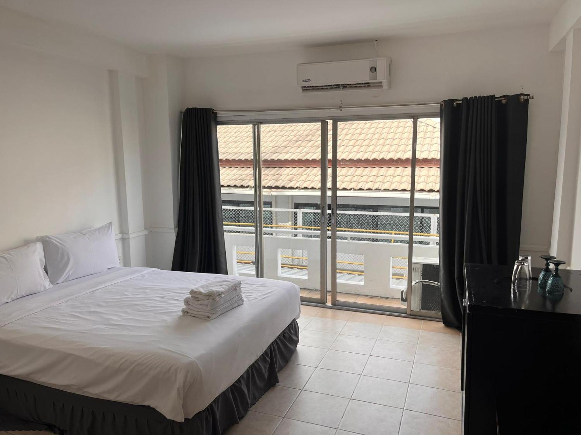 Shalom Center Chaweng Samui Hotel Екстериор снимка
